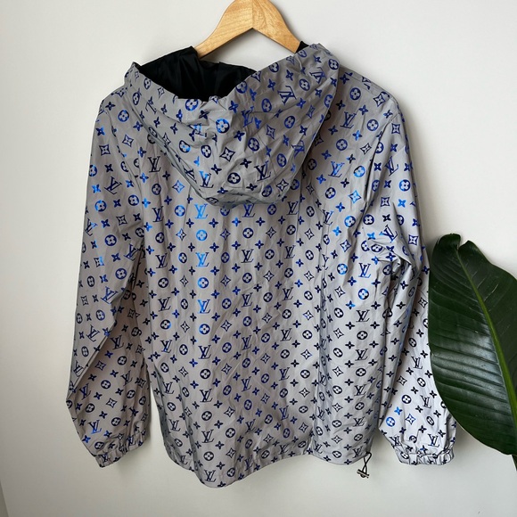 Reflective Windbreaker - Large - Picture 4 of 11